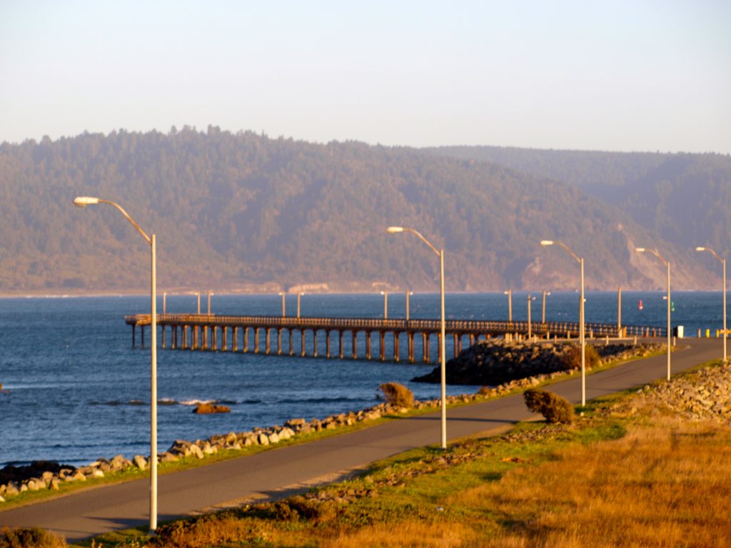 "B" Street Pier Aka Michael J. Scavuzzo Pier — Crescent City - Pier ...