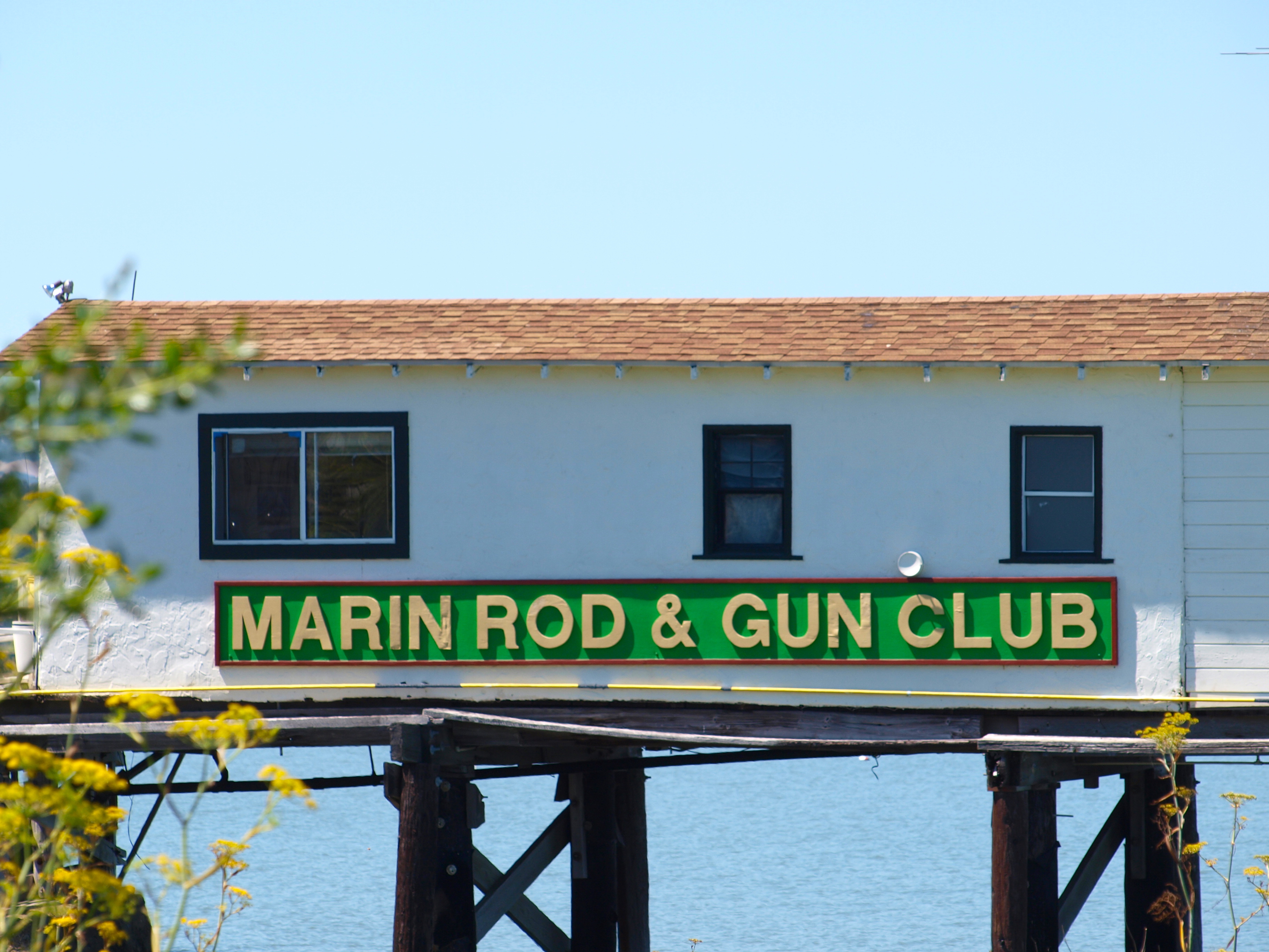 Marin Rod & Gun Club Pier aka Camiccia Family Memorial Pier — San Rafael -  Pier Fishing in California