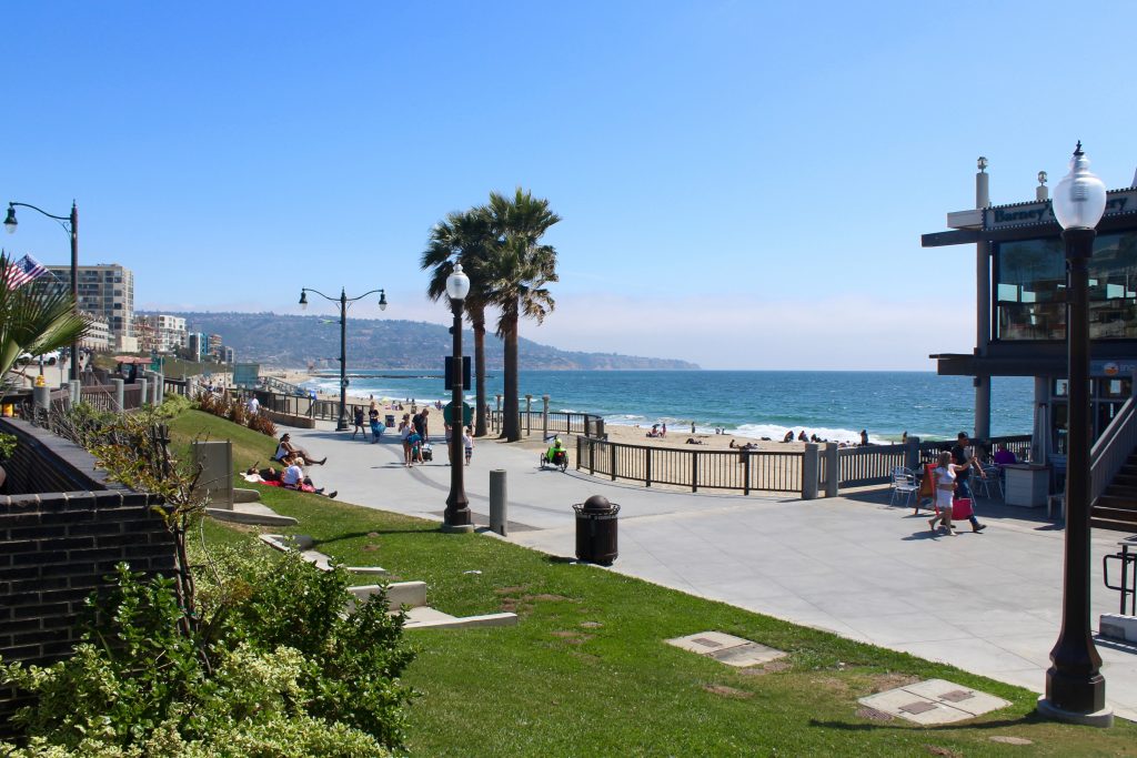 redondo-2017-shoreline-south-6-pier-fishing-in-california